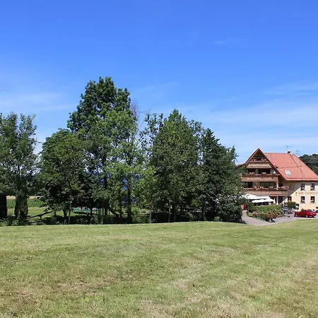 מלון Landgasthof Zum Schuetzen 3*