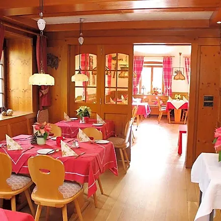 Landgasthof Zum Schuetzen Oberried (Breisgau)