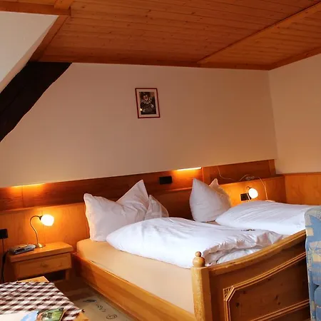 Landgasthof Zum Schuetzen Hotel Oberried (Breisgau)