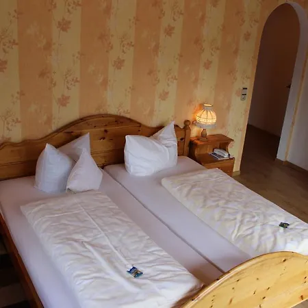 Landgasthof Zum Schuetzen 3*